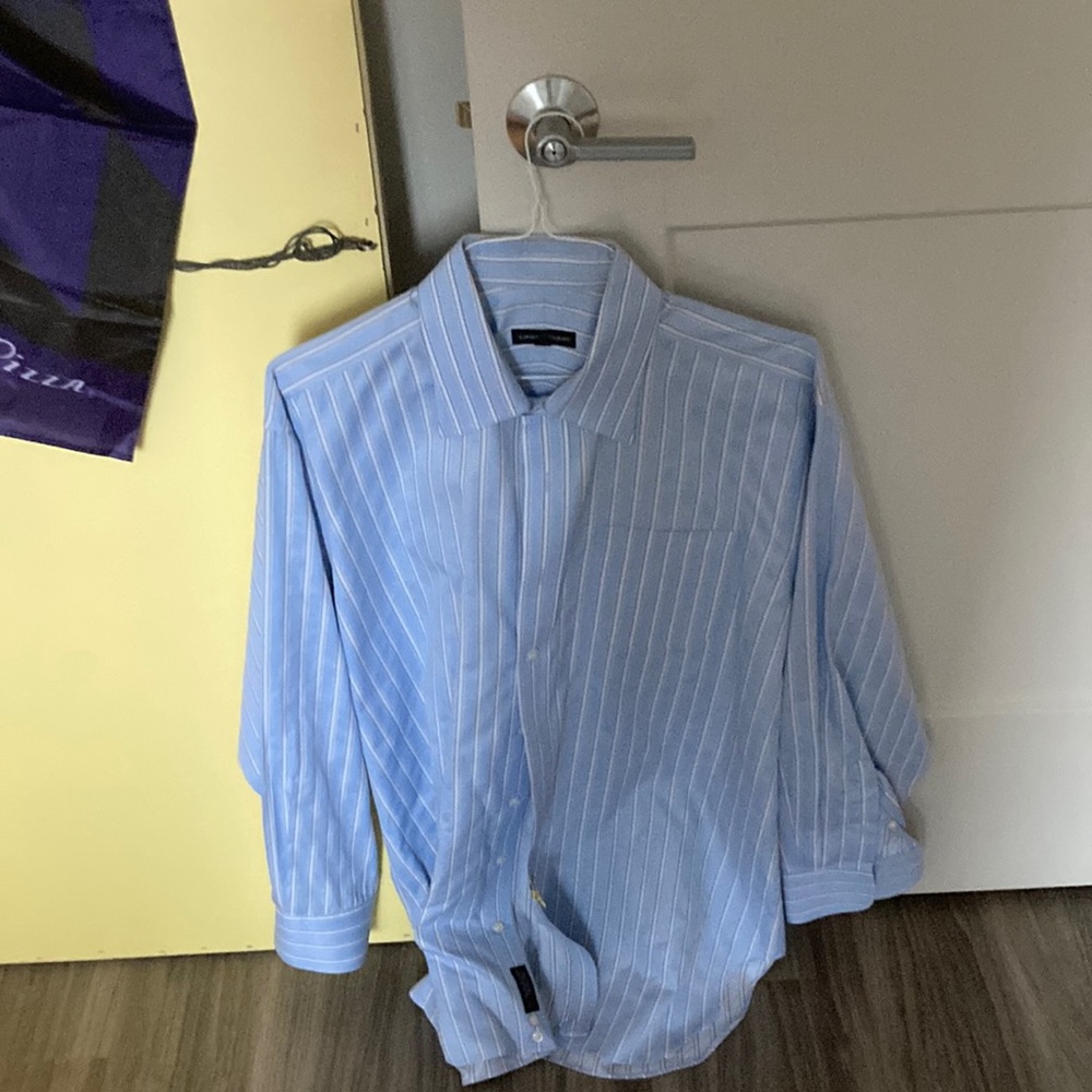 Beautiful blue white striped dress shirt Robert Talbott Size 17 1/2 / 35